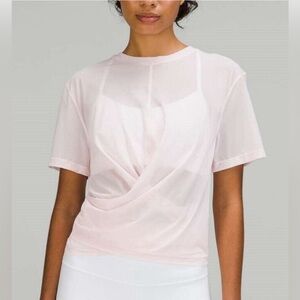Lululemon size 4 lightweight mesh reversible yoga tee shirt strawberry milkshake